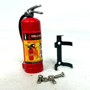 1000-013 Feuerlöscher mit Aufkleber