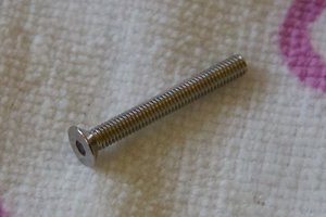 SSR-325 - Square Stahlschraube M3 Senkkkopf 3x25mm